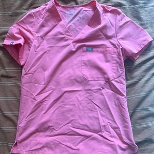 FIGS SCRUB TOP - Hot Pink